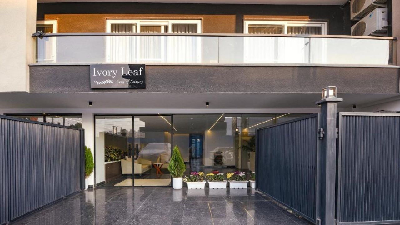 Best Hotels in Sector 57 Gurgaon: Luxury Rooms Near Artemis Hospital & Golf Course Extension Road