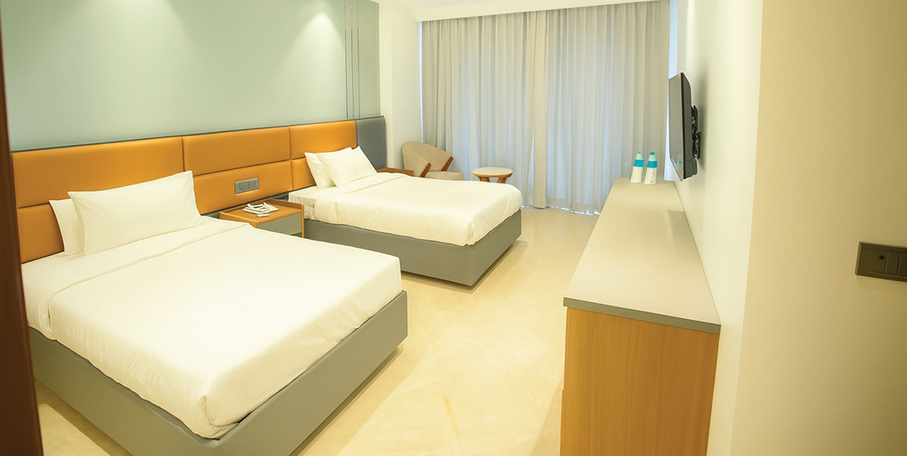 Super Deluxe Room with Two Single Beds